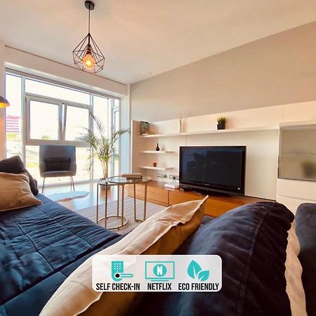א-קורוניה Blue Ocean Apartment מראה חיצוני תמונה